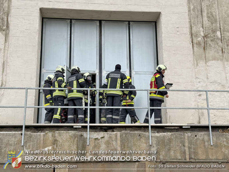 20251122_3. KHD-ZUG Baden übt am Katastrophenübungsplatz Tritolwerk Eggendorf   Foto: S5 Stefan Schneider BFKDO BADEN