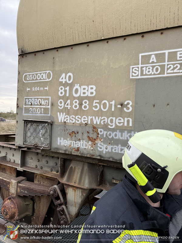 20251122_3. KHD-ZUG Baden übt am Katastrophenübungsplatz Tritolwerk Eggendorf   Foto: S5 Stefan Schneider BFKDO BADEN