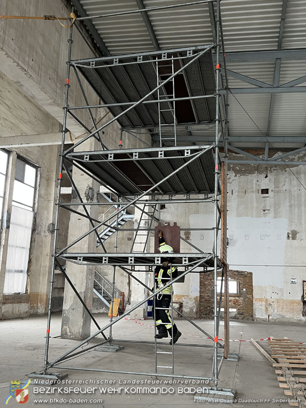 20251122_3. KHD-ZUG Baden übt am Katastrophenübungsplatz Tritolwerk Eggendorf Foto: ASB Osama Daadouch FF Seibersdorf