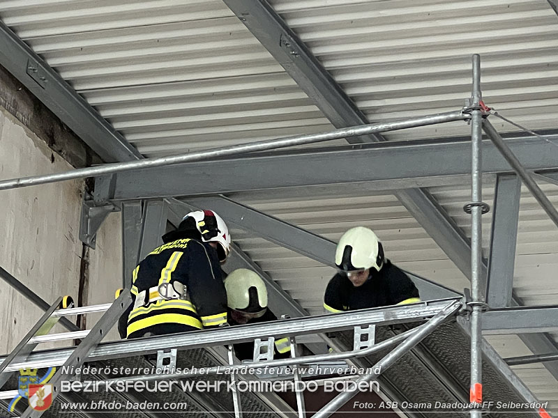 20251122_3. KHD-ZUG Baden übt am Katastrophenübungsplatz Tritolwerk Eggendorf Foto: ASB Osama Daadouch FF Seibersdorf