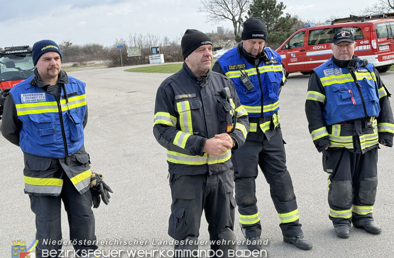20251122_1. ZUG der 2. KHD Bereitschaft übt am Gelände des Tritolwerk Foto: S5 Stefan Schneider BFKDO BADEN
