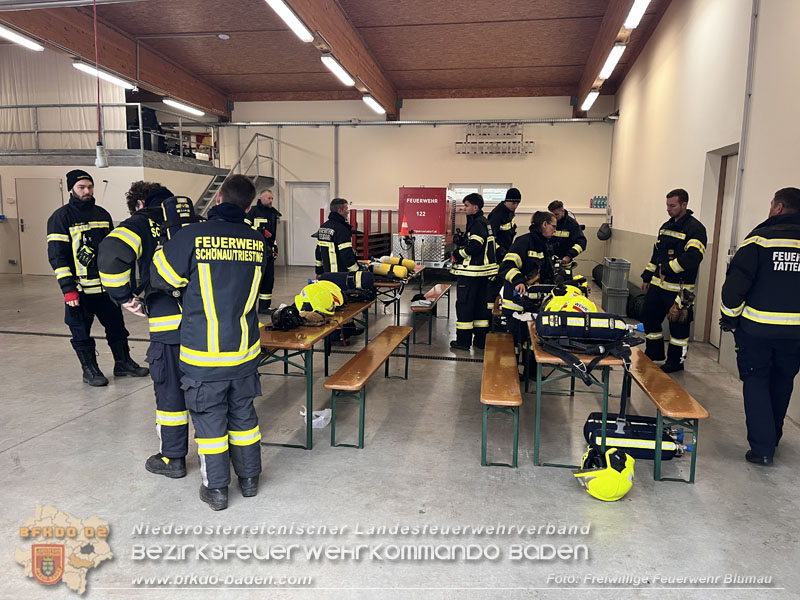 Gemeinsame Atemschutzausbildung Stufe 3 im Unterabschnitt 1 Baden-Land