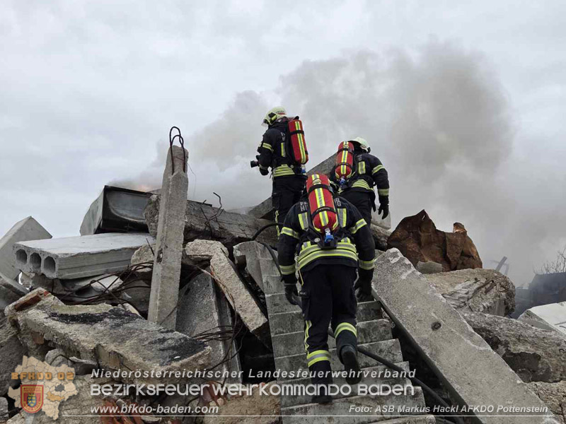 20260328_Gro��bung der Feuerwehren des Feuerwehrabschnittes Pottenstein am Truppen�bungsplatz �Tritol-Werk"  Foto: ASB �A Markus Hackl