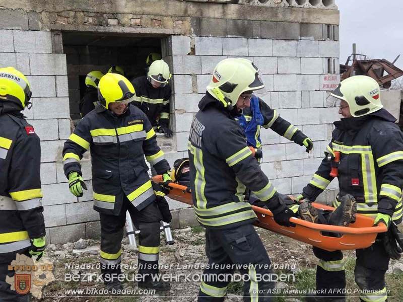 20260328_Gro��bung der Feuerwehren des Feuerwehrabschnittes Pottenstein am Truppen�bungsplatz �Tritol-Werk"  Foto: ASB �A Markus Hackl