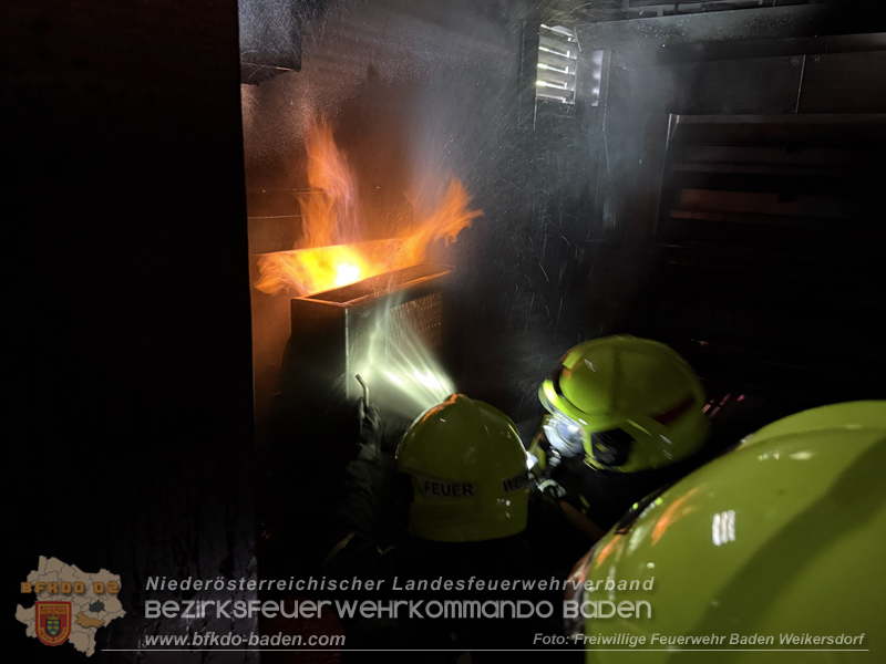 20260501-03_Hei�ausbildung in gasbefeuerten �bungsanlage in Baden  Foto: FF Baden Weikersdorf