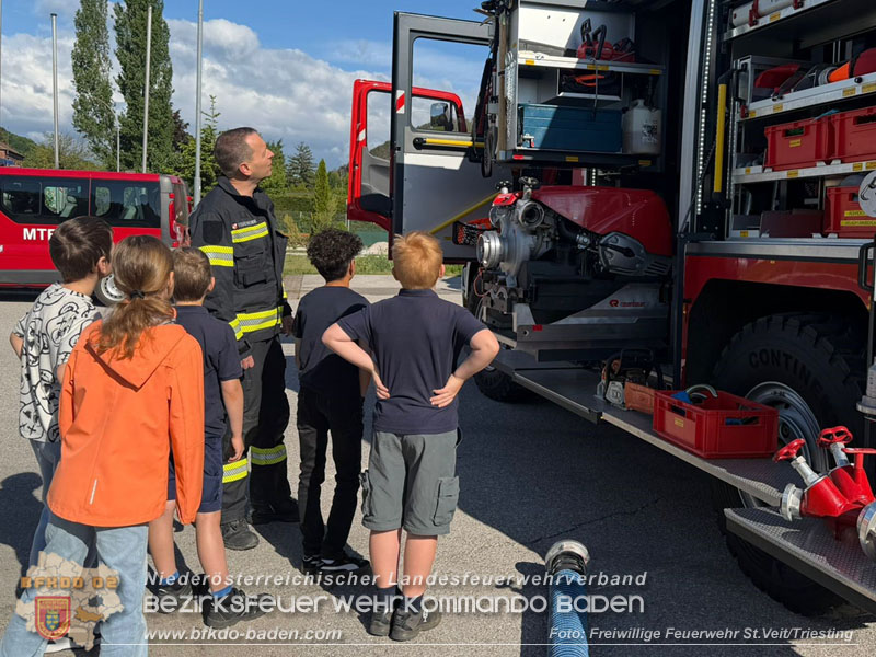 20260521_Gemeinsam-Sicher-Feuerwehr - Brandschutzerziehung in der Volksschule St. Veit/Triesting  Foto: FF St.Veit/Triesting