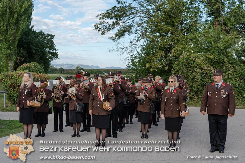 20260823_Ein Moment f�r die Geschichtsb�cher - Fahnenweihe FF Siegersdorf - Foto: Laura Jagosch�tz 