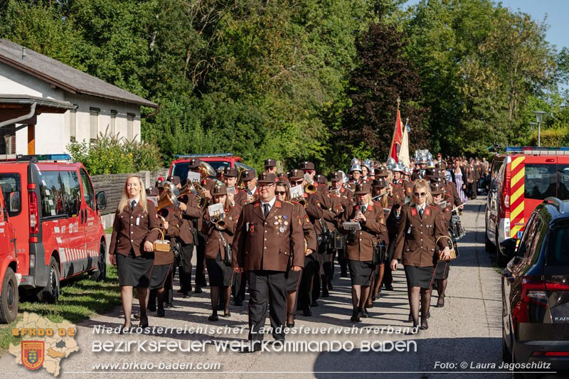 20260823_Ein Moment f�r die Geschichtsb�cher - Fahnenweihe FF Siegersdorf - Foto: Laura Jagosch�tz 