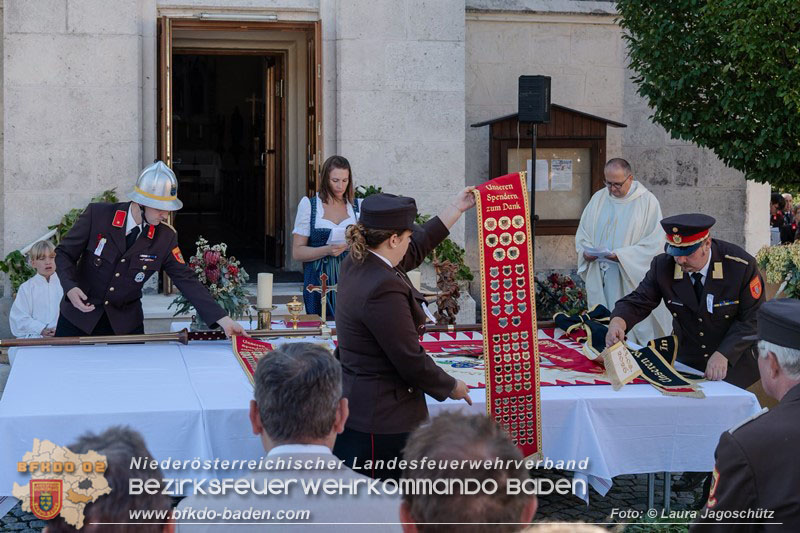 20260823_Ein Moment f�r die Geschichtsb�cher - Fahnenweihe FF Siegersdorf - Foto: Laura Jagosch�tz 
