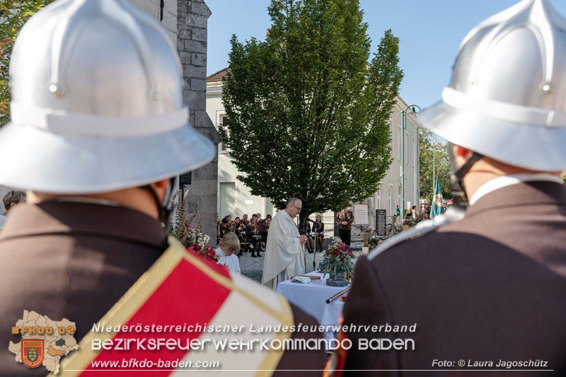 20260823_Ein Moment f�r die Geschichtsb�cher - Fahnenweihe FF Siegersdorf - Foto: Laura Jagosch�tz 