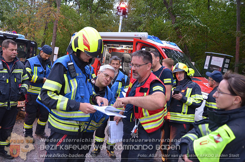 20260909_Badener Feuerwehren �ben Waldbrandbek�mpfung im Breich der Ruine Raueneck