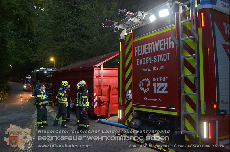 20260909_Badener Feuerwehren �ben Waldbrandbek�mpfung im Breich der Ruine Raueneck