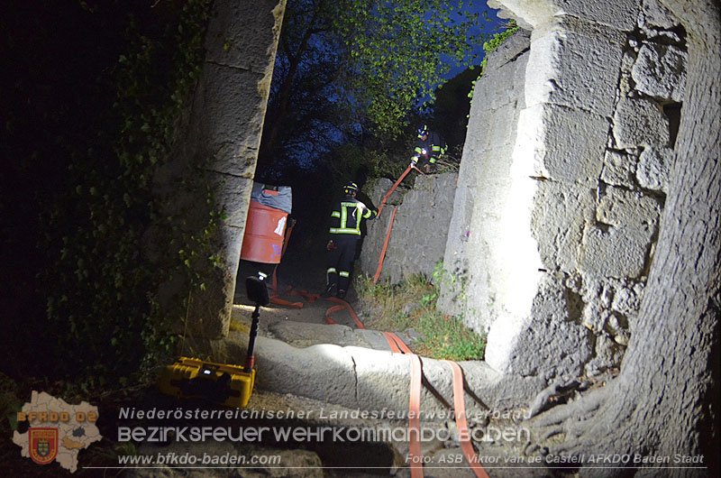 20260909_Badener Feuerwehren �ben Waldbrandbek�mpfung im Breich der Ruine Raueneck